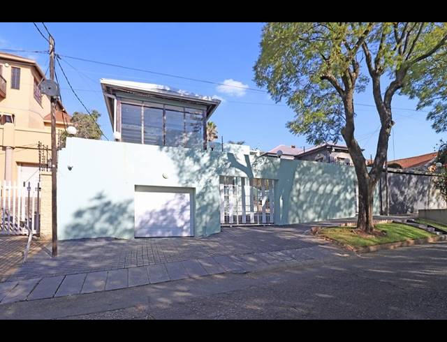 3 BEDROOM HOUSE FOR SALE IN KENSINGTON